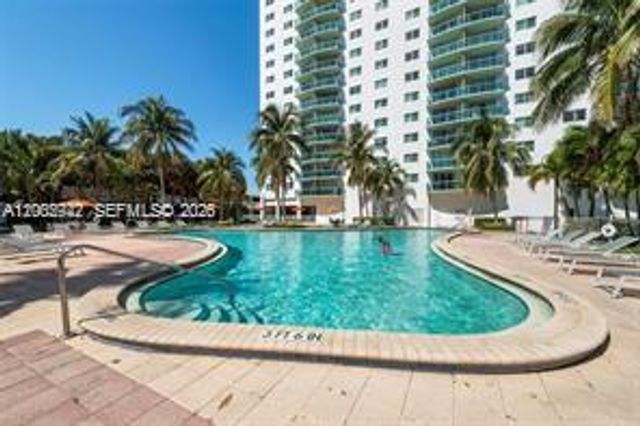 19380 Collins Ave 818, Sunny Isles Beach, FL 33160