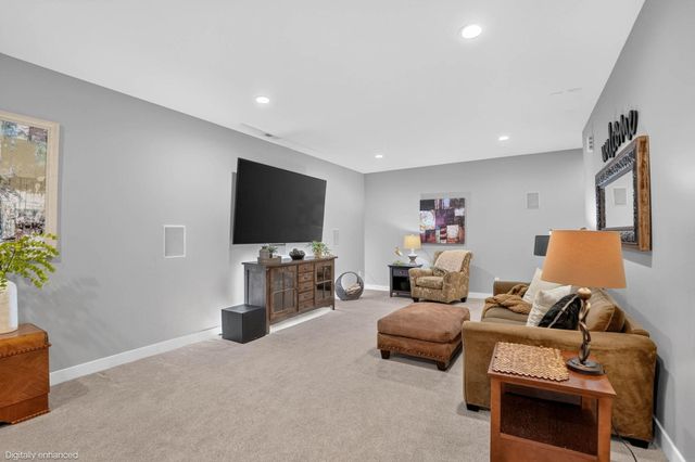 108 Partridge Lane, Hudson, IA 50643