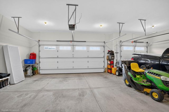 108 Partridge Lane, Hudson, IA 50643