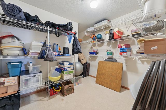 19771 Calgary Trail, Farmington, MN 55024