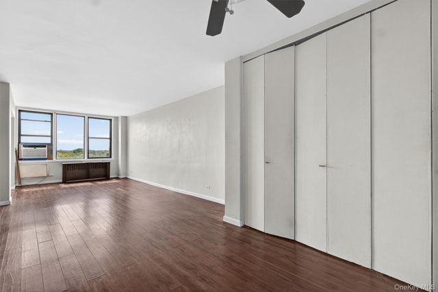 3121 Middletown Road 7L, Bronx, NY 10461