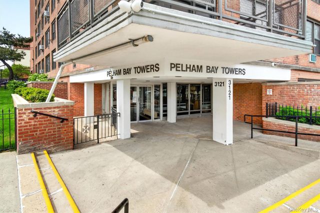 3121 Middletown Road 7L, Bronx, NY 10461