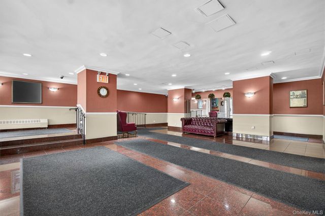 3121 Middletown Road 7L, Bronx, NY 10461