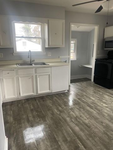 1525 Gordon AVE, Roanoke, VA 24014