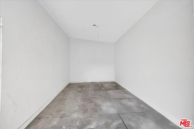 1185 S Tremaine Avenue, Los Angeles, CA 90019