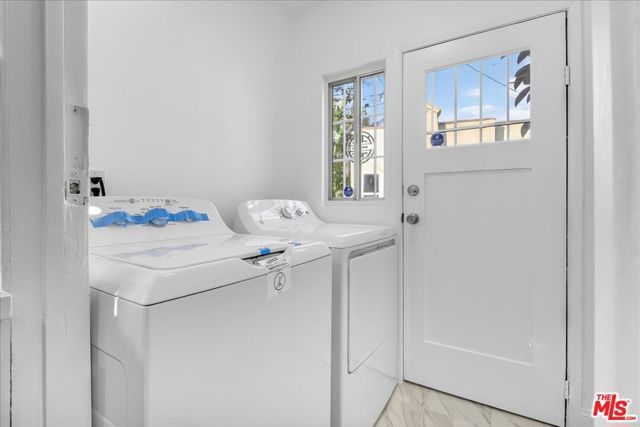 1185 S Tremaine Avenue, Los Angeles, CA 90019