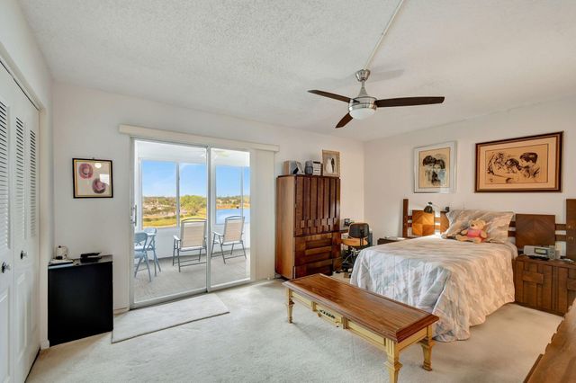 449 Dover C, West Palm Beach, FL 33417