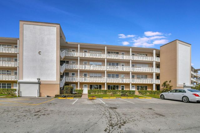 449 Dover C, West Palm Beach, FL 33417