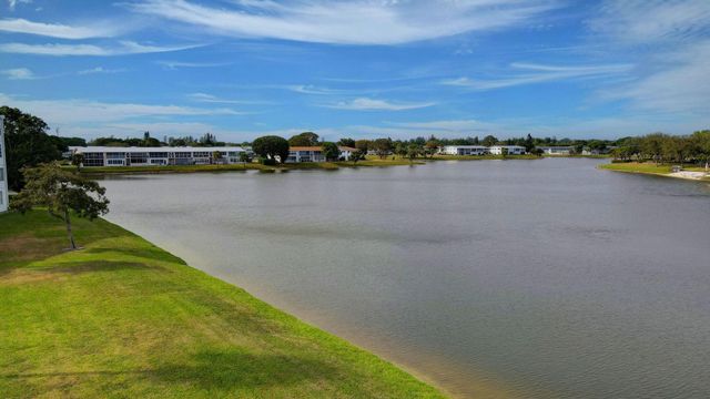 449 Dover C, West Palm Beach, FL 33417