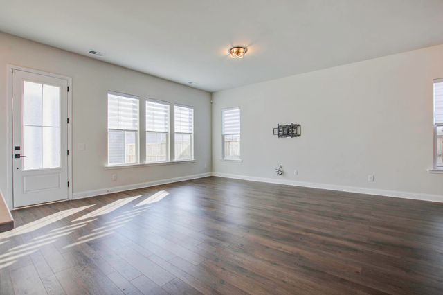 169 Country Gate Lane, Summerville, SC 29485