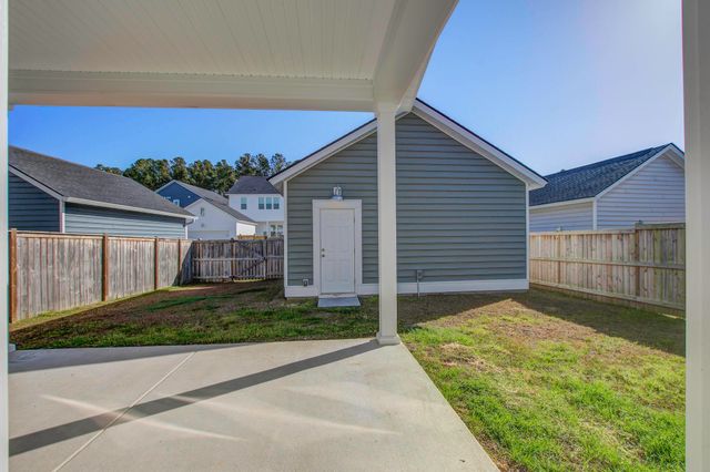 169 Country Gate Lane, Summerville, SC 29485