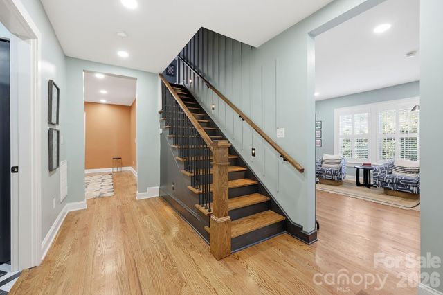 327 Campus Street, Charlotte, NC 28216