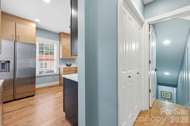 327 Campus Street, Charlotte, NC 28216