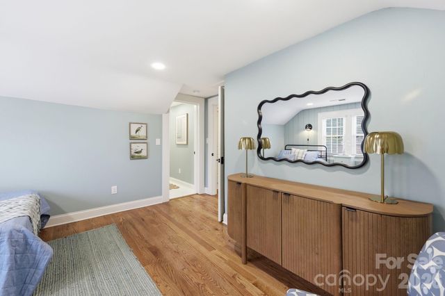 327 Campus Street, Charlotte, NC 28216