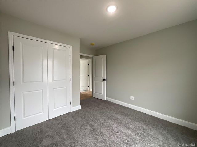 492 Blue Point Road, Farmingville, NY 11738