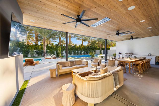 80895 Kiwi Court, La Quinta, CA 92253