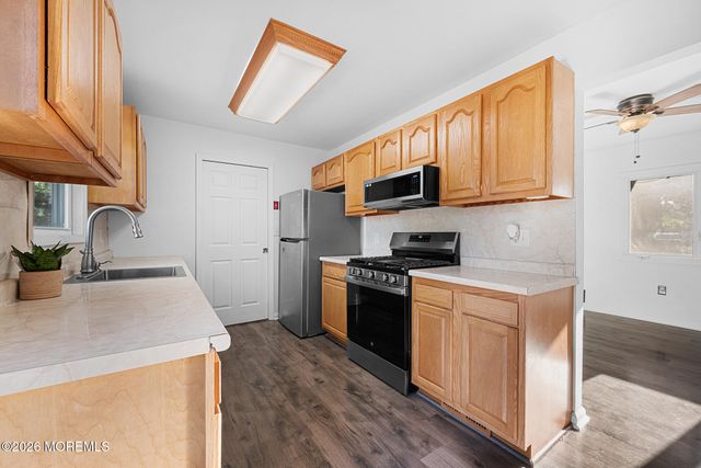 249 Keller Street, Bayville, NJ 08721