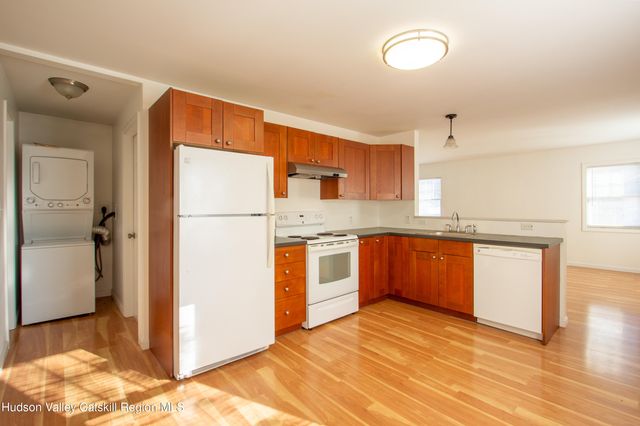 2262 Ny-66, Ghent, NY 12075