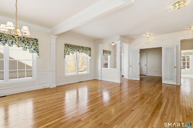 301 Fairway Drive 301, Oxford, CT 06478