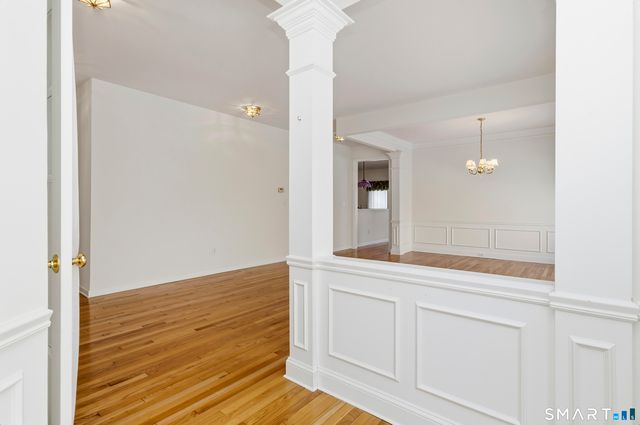 301 Fairway Drive 301, Oxford, CT 06478