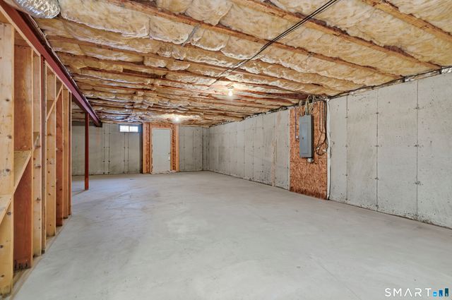 301 Fairway Drive 301, Oxford, CT 06478