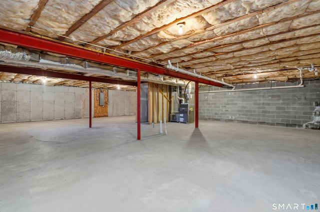 301 Fairway Drive 301, Oxford, CT 06478