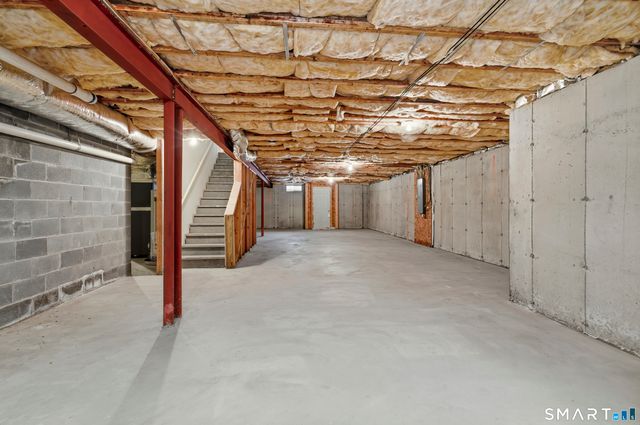 301 Fairway Drive 301, Oxford, CT 06478