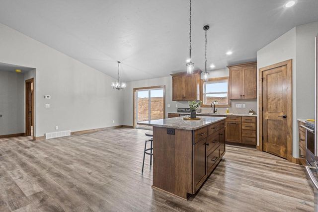 3382 LARGO RIDGE COURT, Green Bay, WI 54311