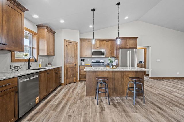 3382 LARGO RIDGE COURT, Green Bay, WI 54311