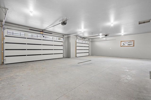 3382 LARGO RIDGE COURT, Green Bay, WI 54311