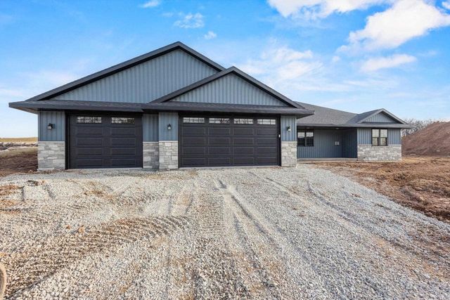 3382 LARGO RIDGE COURT, Green Bay, WI 54311