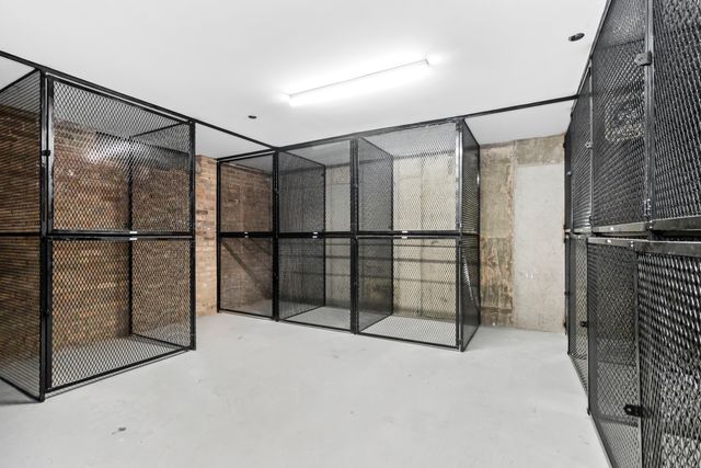 153 W Ohio Street 208, Chicago, IL 60654