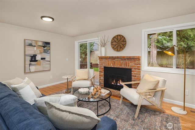 4222 205th Place NE, Sammamish, WA 98074