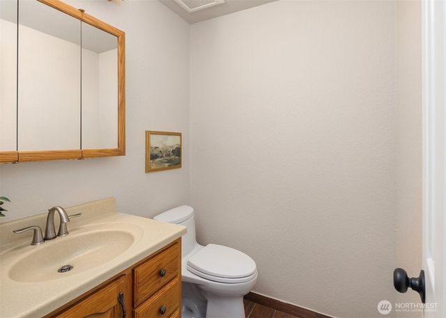 4222 205th Place NE, Sammamish, WA 98074