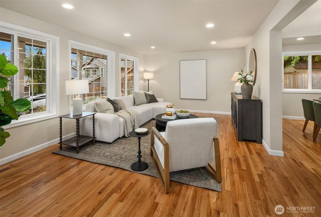 4222 205th Place NE, Sammamish, WA 98074