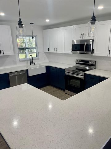 13556 ROMFORD AVENUE, Port Charlotte, FL 33981
