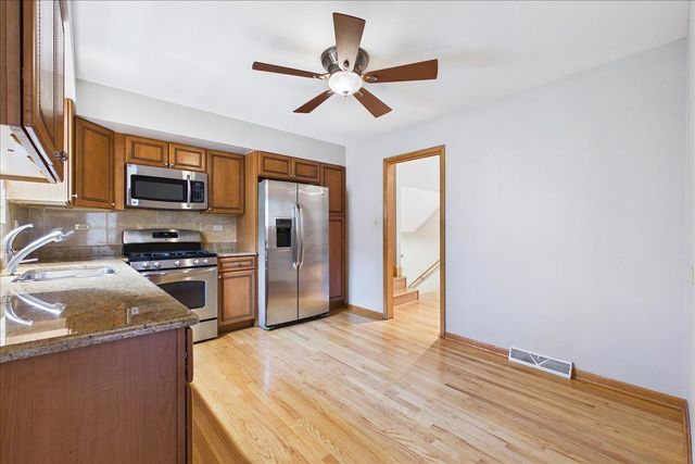 5007 Golf Road, Skokie, IL 60077