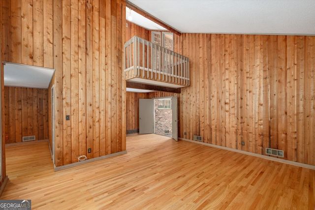 2161 Minute Court, Smoke Rise, GA 30087