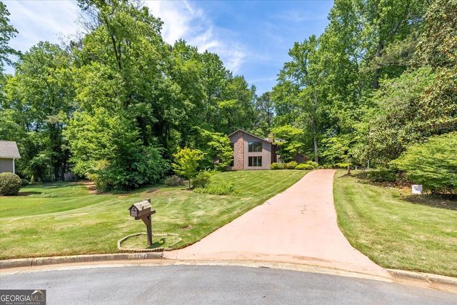 2161 Minute Court, Smoke Rise, GA 30087