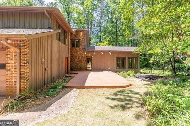 2161 Minute Court, Smoke Rise, GA 30087