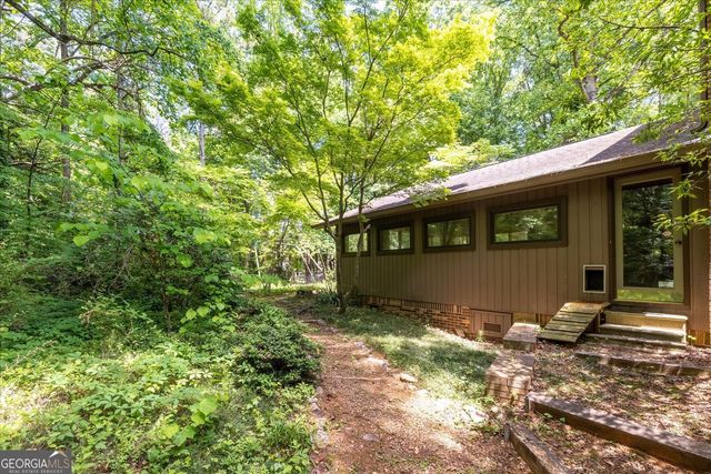 2161 Minute Court, Smoke Rise, GA 30087