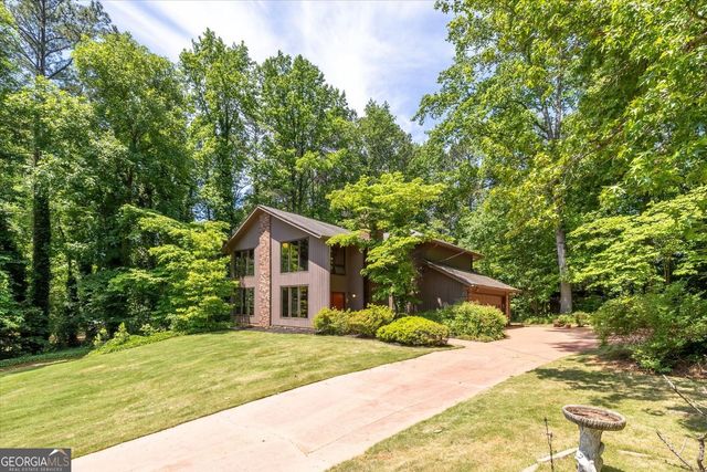 2161 Minute Court, Smoke Rise, GA 30087