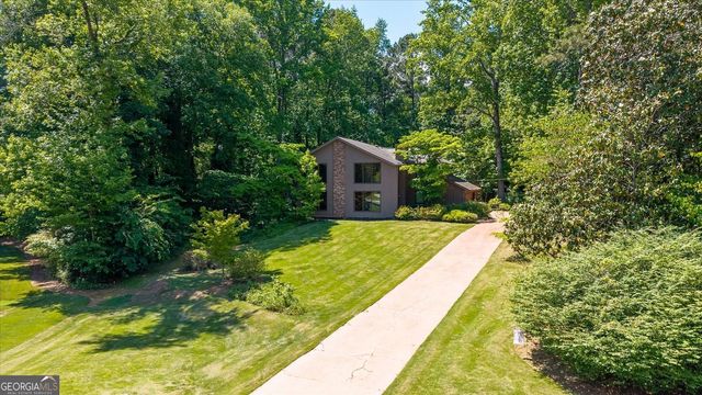 2161 Minute Court, Smoke Rise, GA 30087