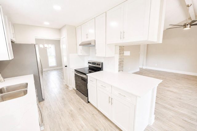 9811 Golden Sunshine Drive, Houston, TX 77064