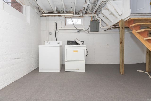 713 S Runnymeade Avenue, Evansville, IN 47714