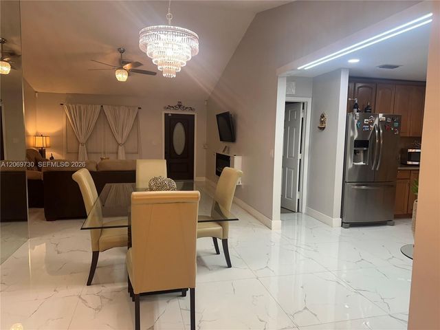 1051 SW 99th Avenue, Pembroke Pines, FL 33025