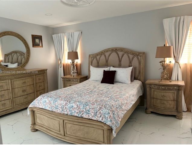 1051 SW 99th Avenue, Pembroke Pines, FL 33025