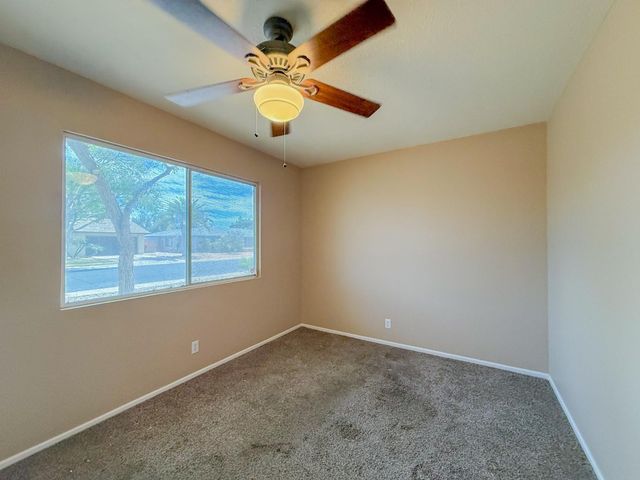 2812 S Cottonwood Drive, Tempe, AZ 85282