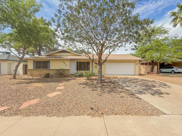 2812 S Cottonwood Drive, Tempe, AZ 85282