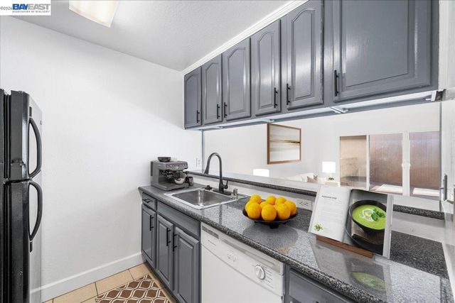 260 Industrial Pkwy 32, Hayward, CA 94544
